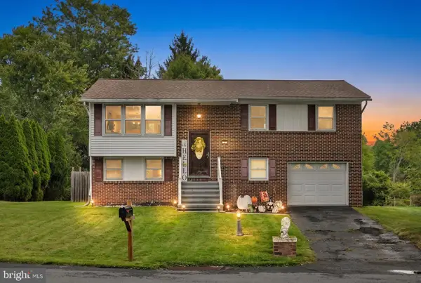 395 Marshall Dr, ORWIGSBURG, PA 17961