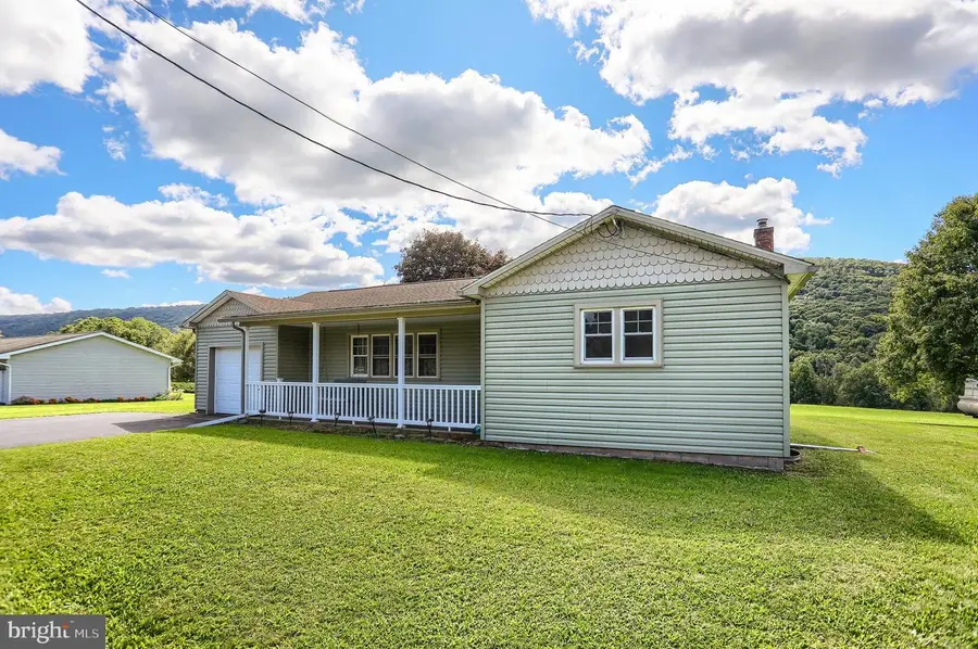 1647 Ridge Rd, Klingerstown, PA 17941 - #2