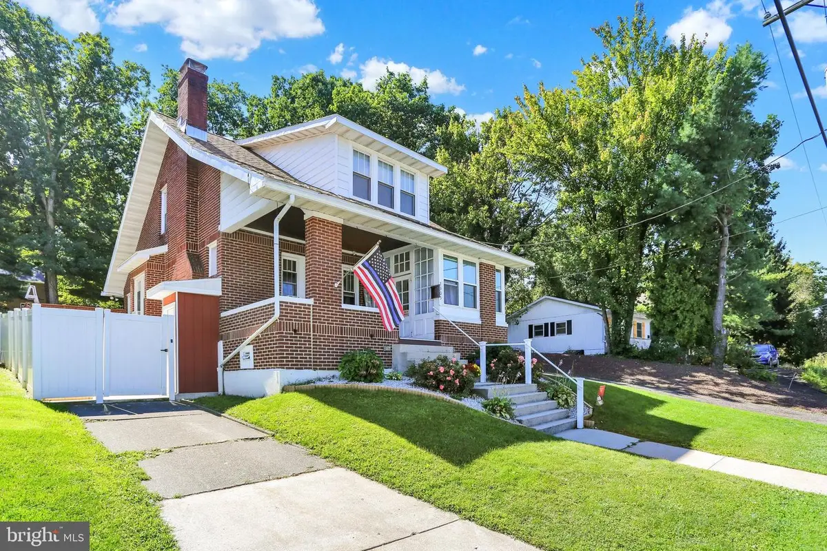 2305 W Market St, Pottsville, PA 17901 - #1