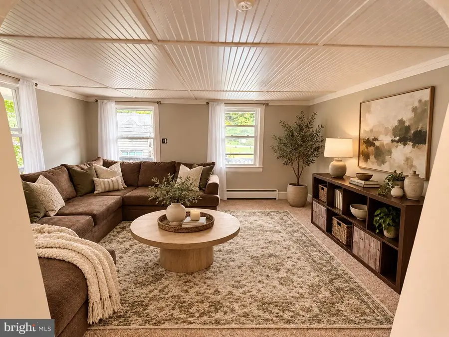 24 S Sport Hill St, Branchdale, PA 17923 - #2
