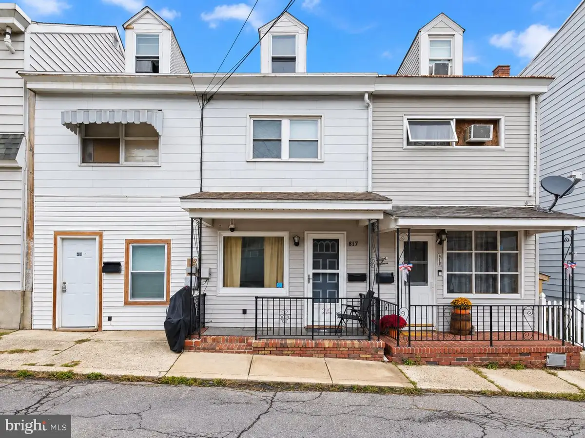 817 Market St, Ashland, PA 17921 - #1
