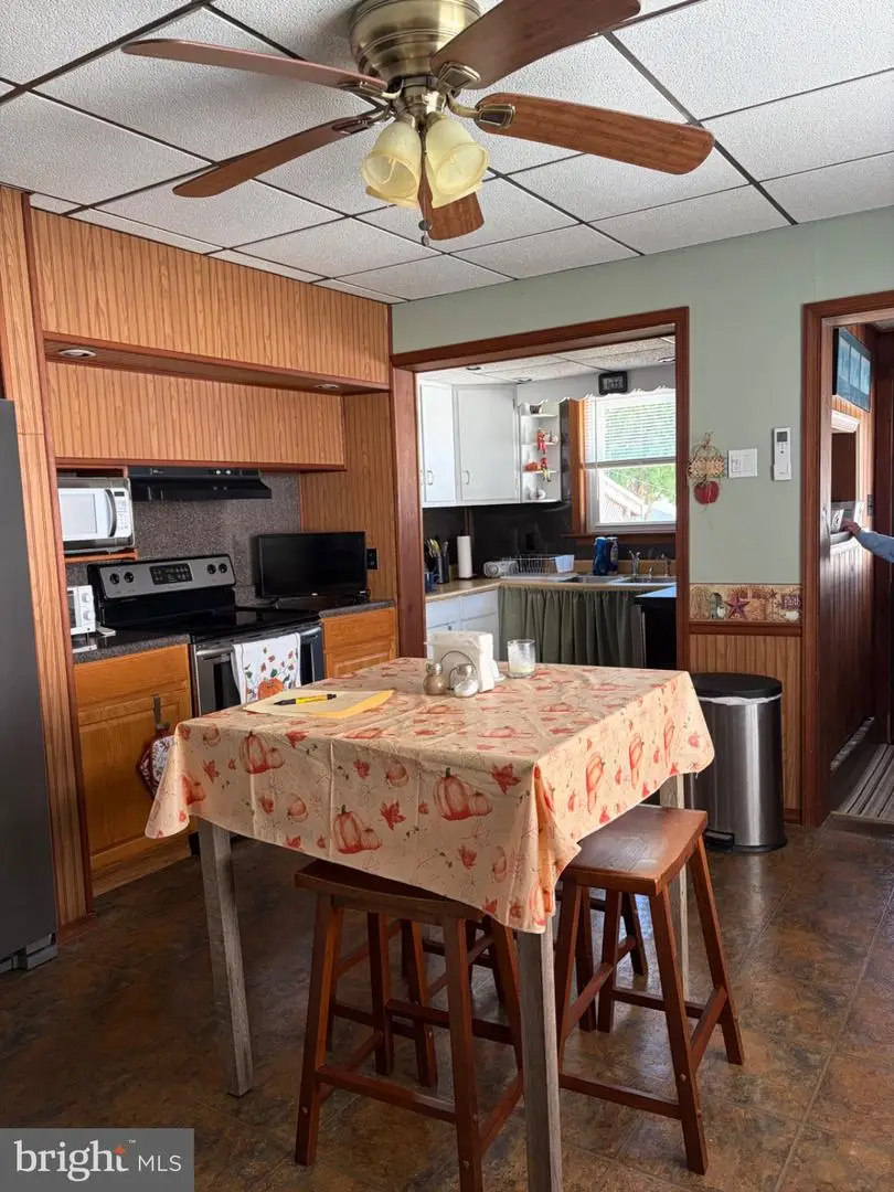 120 N 4th St, Frackville, PA 17931 - #2