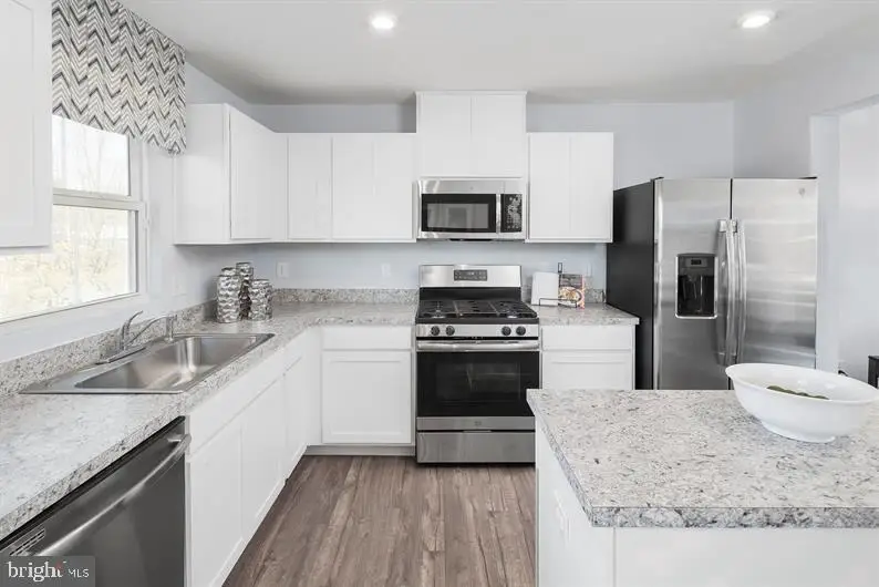 33 Dayspring Dr #j2, Orwigsburg, PA 17961 - #3