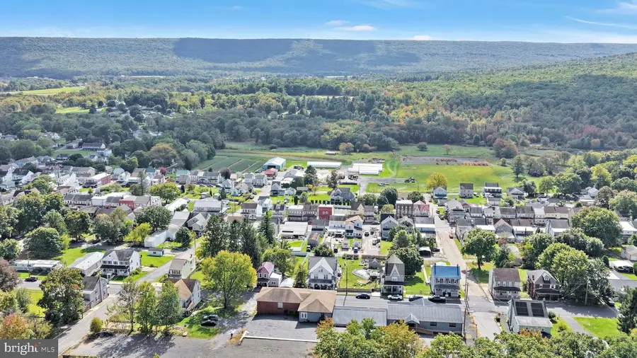 101 E Colliery Ave, Tower City, PA 17980 - #3