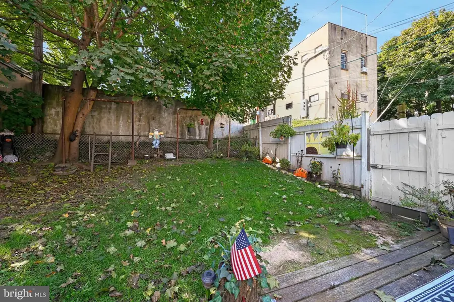 231 Lewis St, Minersville, PA 17954 - #3