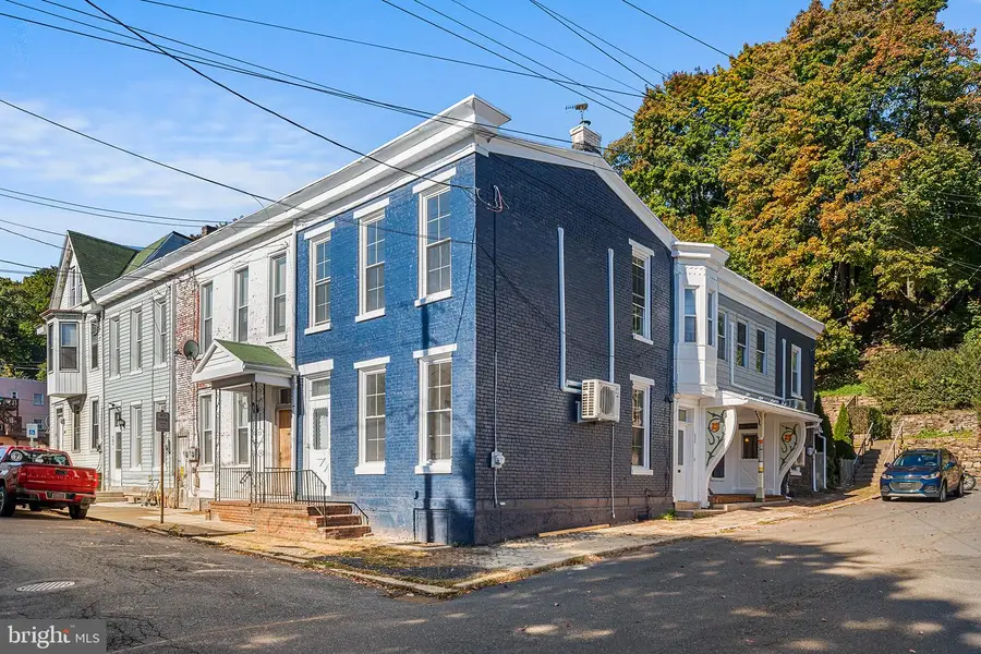 400 W Arch St, Pottsville, PA 17901 - #2