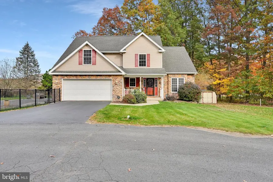 8 Durham Dr, Pottsville, PA 17901 - #3