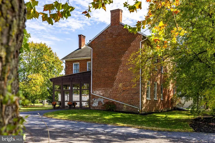 2677 N Old Trl, Shamokin Dam, PA 17876 - Image #2