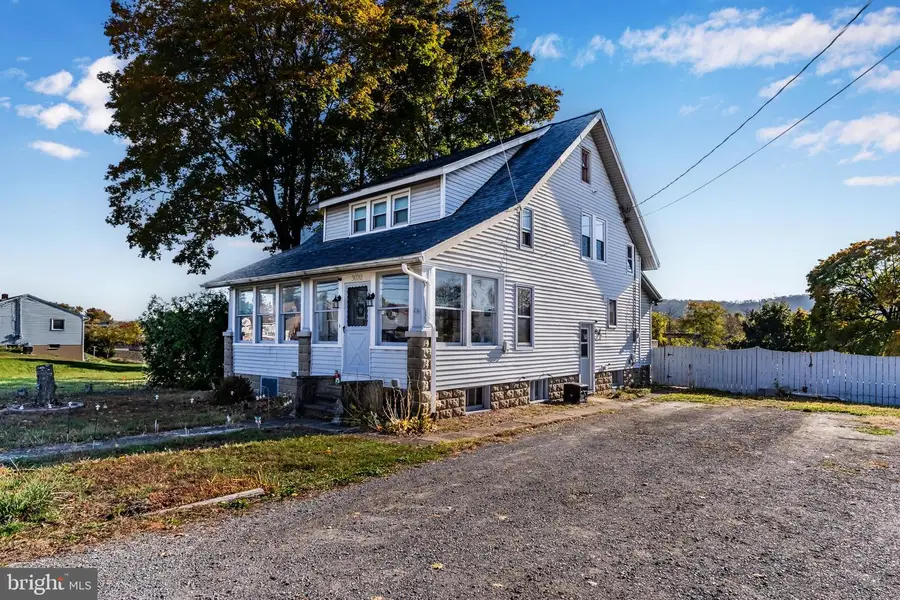 3032 N Old Trl, Shamokin Dam, PA 17876 - Image #2