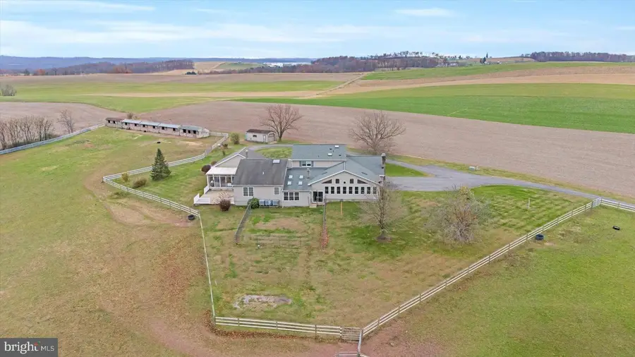 1105 Red Hill Rd, Port Trevorton, PA 17864 - Image #3