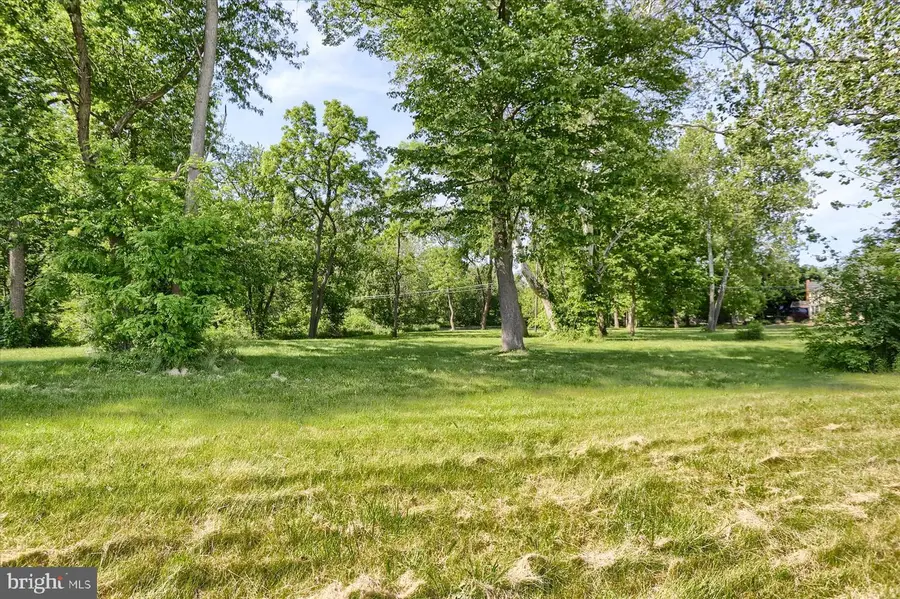 1209 Mill Rd, Selinsgrove, PA 17870 - #3