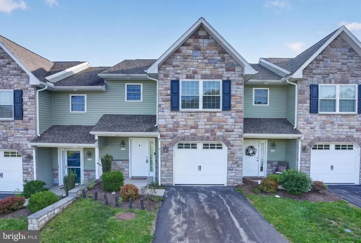 175 N Oakwood, Selinsgrove, PA 17870 - #1