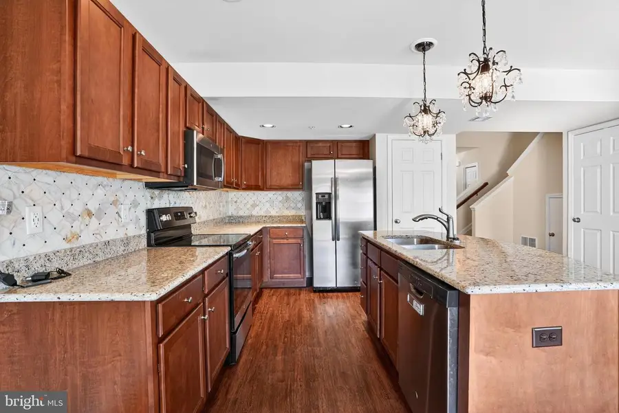 175 N Oakwood, Selinsgrove, PA 17870 - #2