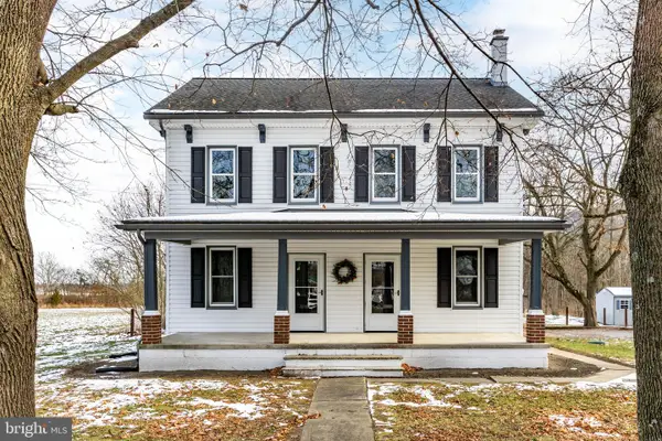 99 Creek Rd, MILLMONT, PA 17845