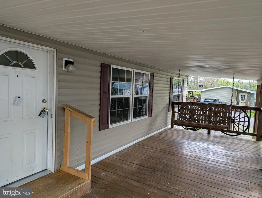 81 Laurel St, Mifflinburg, PA 17844 - #2