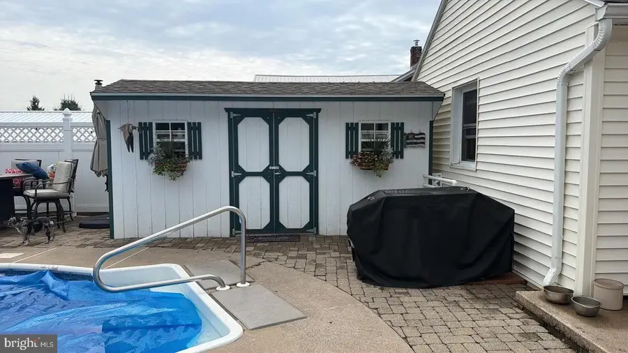 412 Plum St, New Berlin, PA 17855 - #3