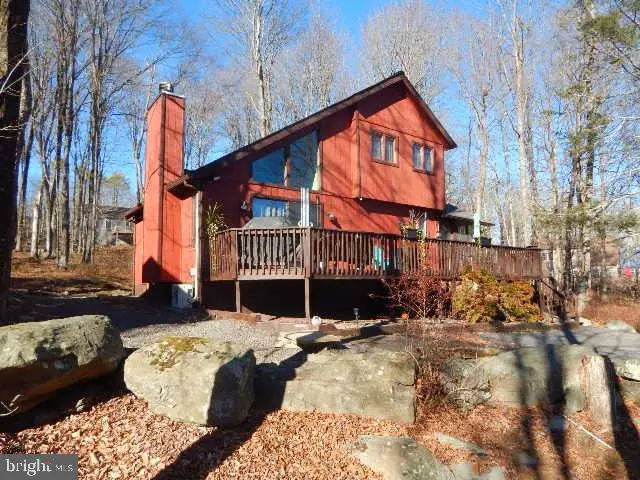 75 Woodhill Ln, Lake Ariel, PA 18436 - Image #3