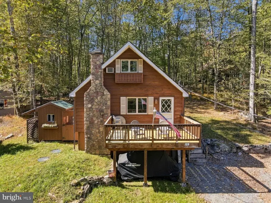 41 Deerfoot Rd, Lake Ariel, PA 18436 - #2