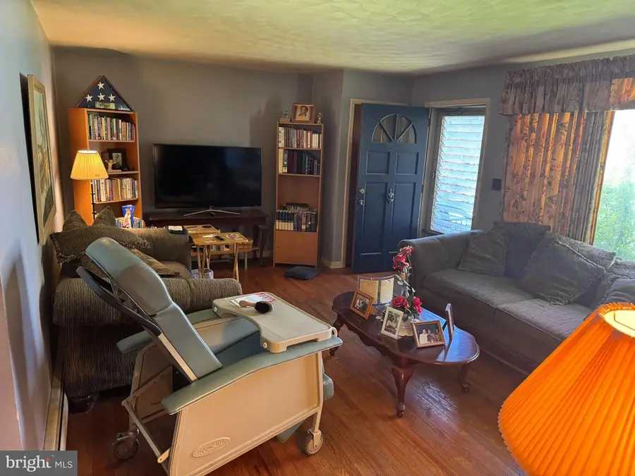 34 Woodland Dr, Jacobus, PA 17407 - Image #3