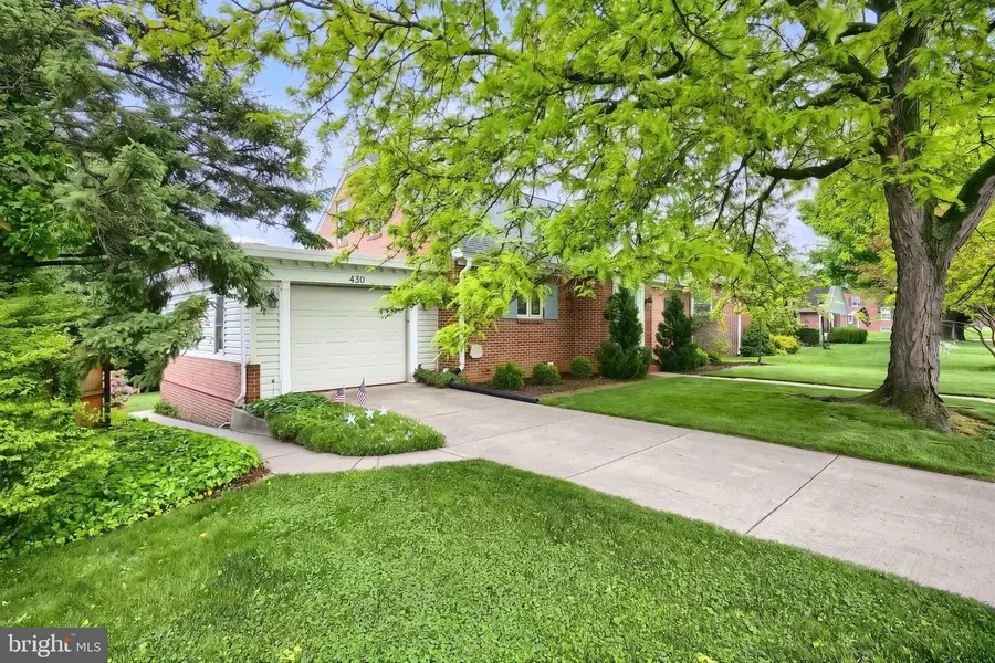 430 Baer Ave, Hanover, PA 17331 - #2