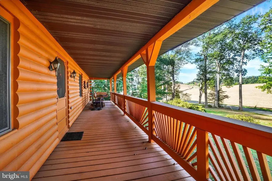 1067 Hametown Rd, Glen Rock, PA 17327 - #3