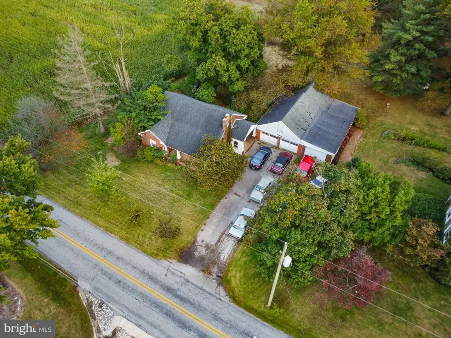 4330 Paradise Rd, Dover, PA 17315 - Image #2