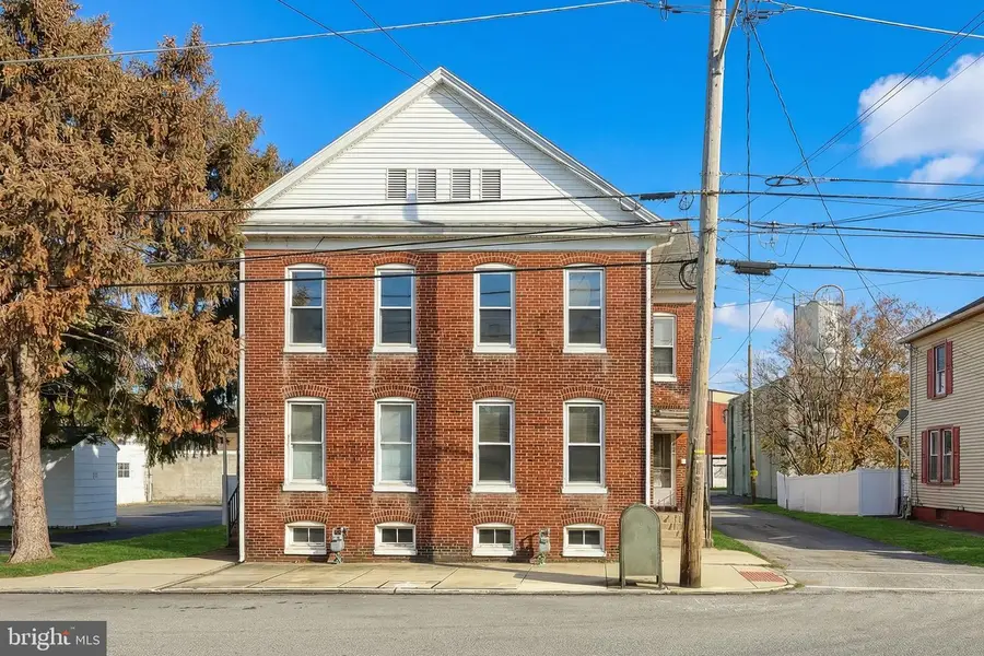 513 Stock St, Hanover, PA 17331 - Image #2