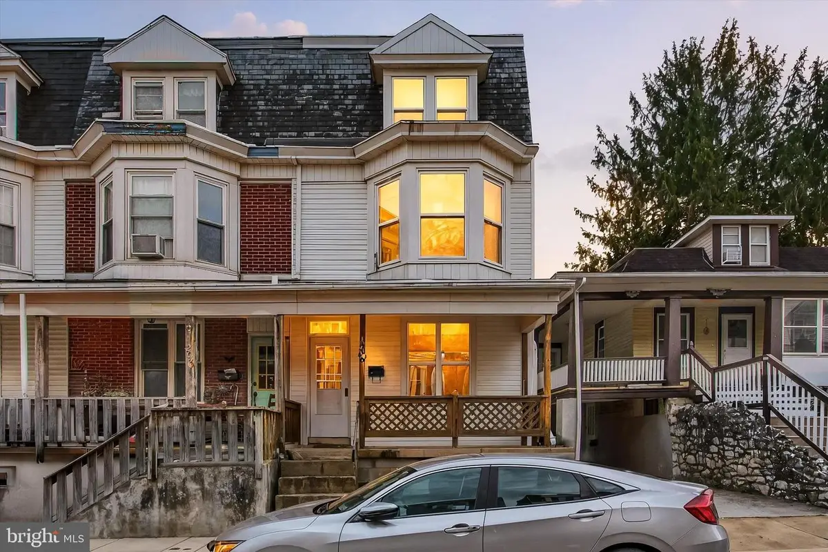 1206 W Poplar St, York, PA 17404 - Image #1