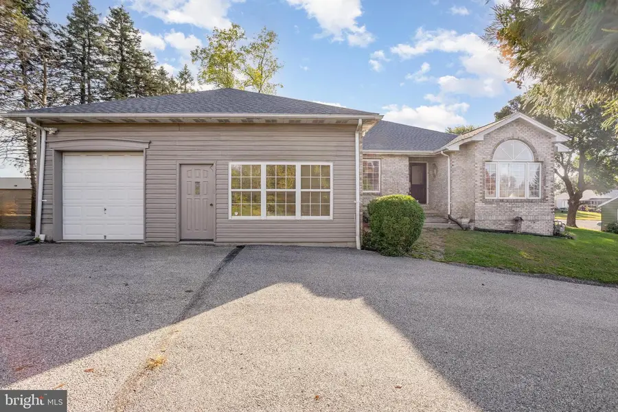 950 Cape Horn Rd, York, PA 17402 - Image #3