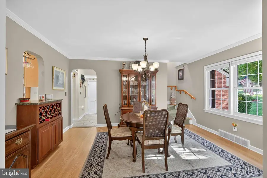 1142 Wyndham Dr, York, PA 17403 - Image #3