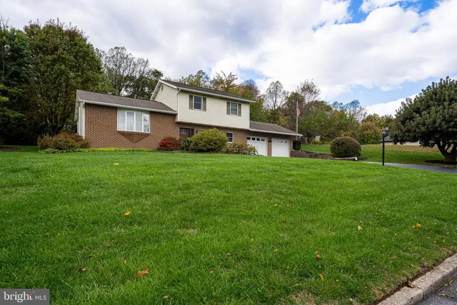 481 San Remo Pl, Lewisberry, PA 17339 - Image #3