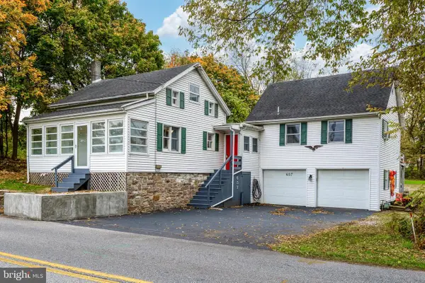 657 Sinking Springs Ln, EMIGSVILLE, PA 17318