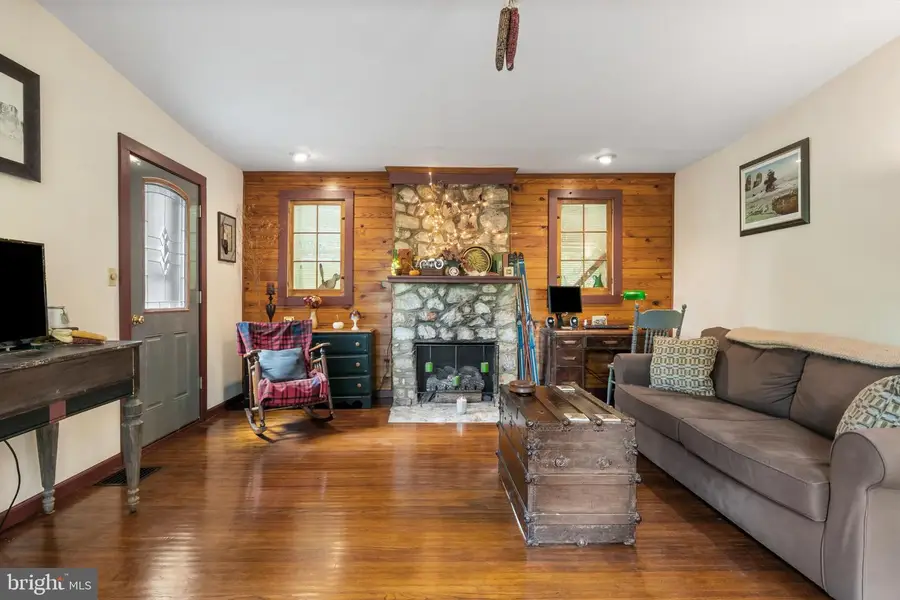 281 Camp Ground Rd, Dillsburg, PA 17019 - Image #3