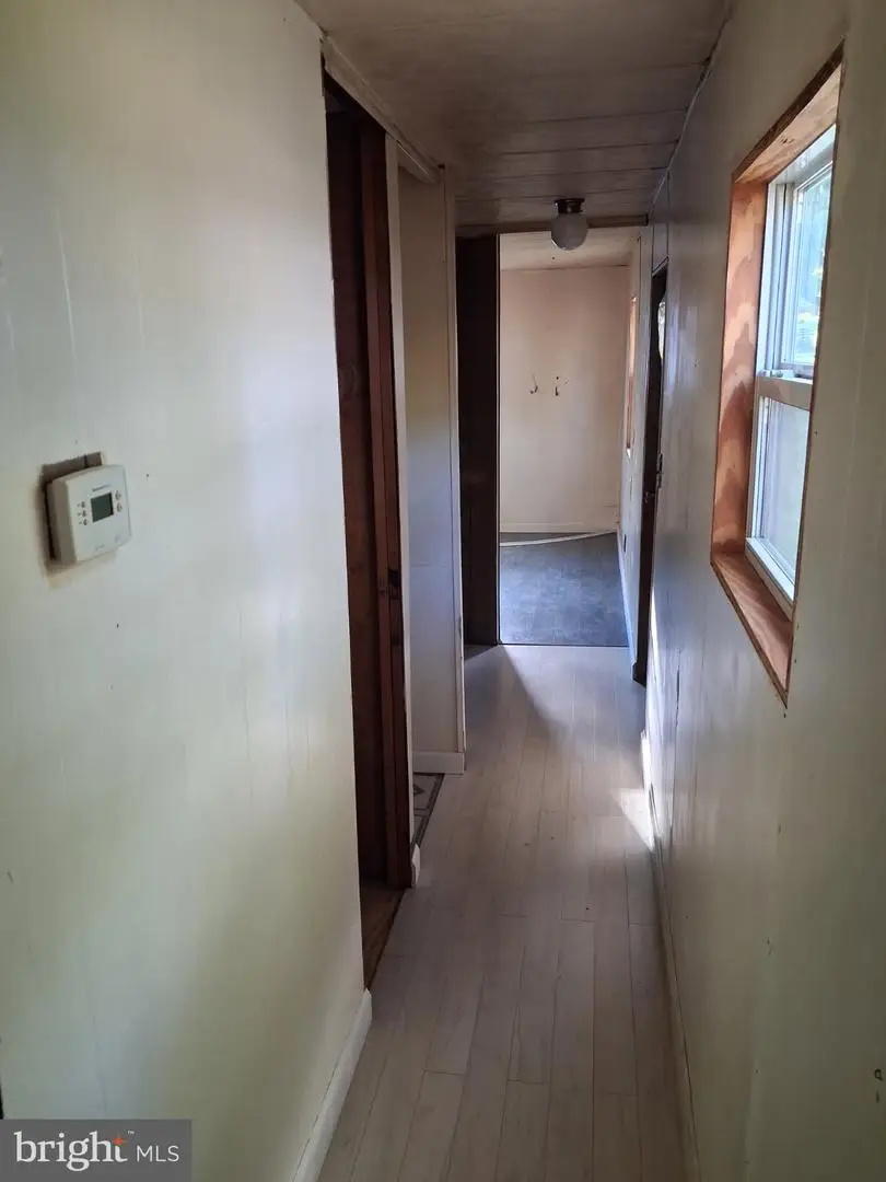 420 Holly Dr, Mount Wolf, PA 17347 - Image #2