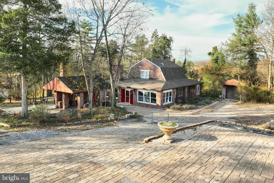 6691 Harmony Grove Rd, Dover, PA 17315 - Image #2