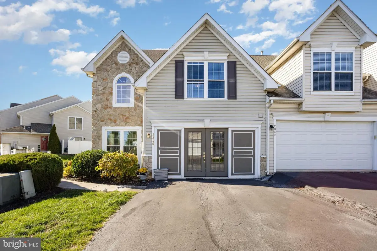 2340 Slater Hill Ln E #67, York, PA 17406 - Image #1