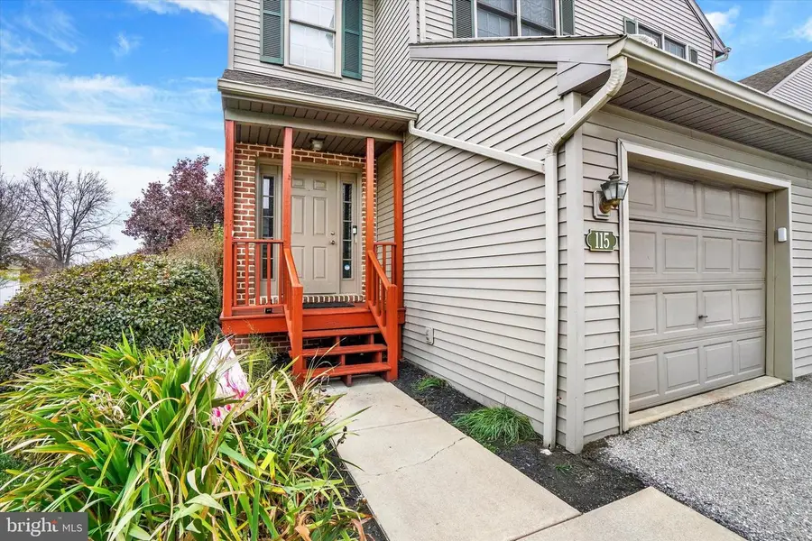 115 Oak Ridge Ln #115, Dallastown, PA 17313 - Image #3