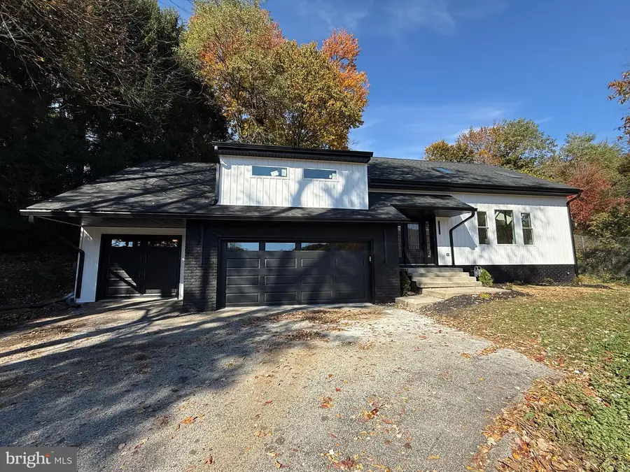 1321 Valley View Rd, York, PA 17403 - Image #3