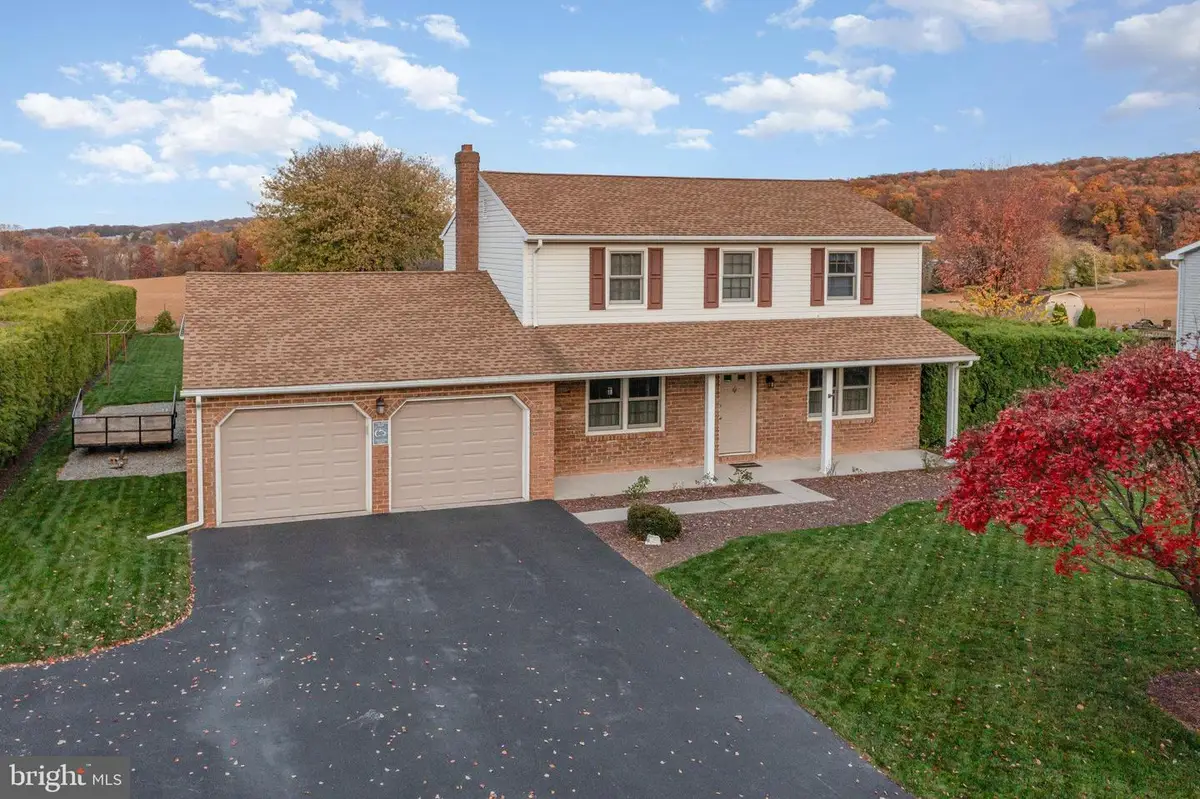 2405 Myers Rd, Spring Grove, PA 17362 - Image #1
