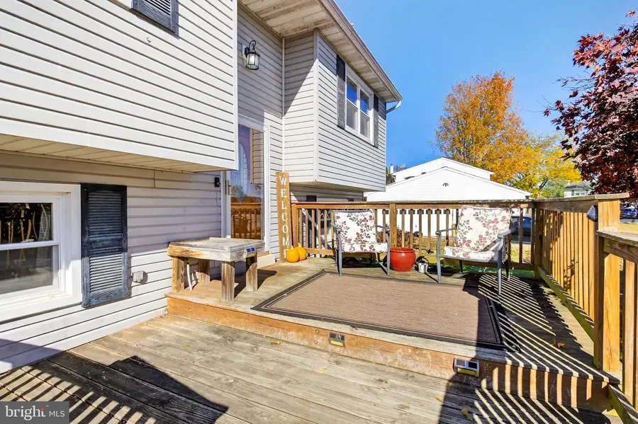 116 Crystal Dr, Wrightsville, PA 17368 - Image #2