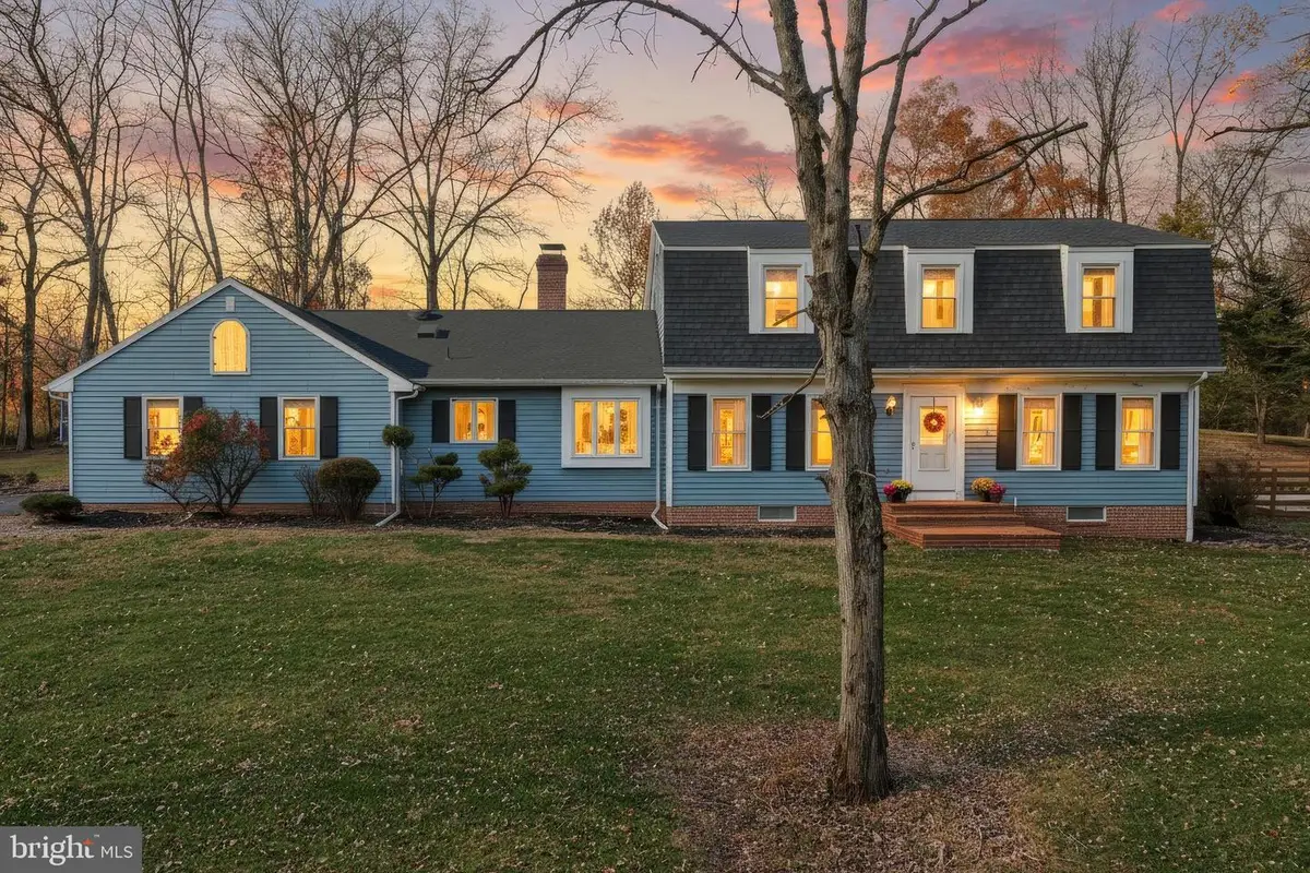 5821 N Salem Church Rd, Dover, PA 17315 - Image #1