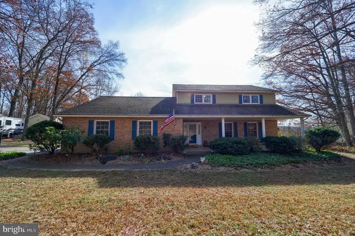 6659 Jackson Dr, Seven Valleys, PA 17360 - #1