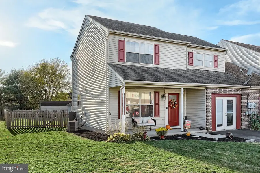 3134 Long Meadow Dr, Dover, PA 17315 - Image #2