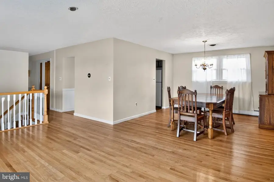 2590 Stillmeadow Ln, York, PA 17404 - Image #3