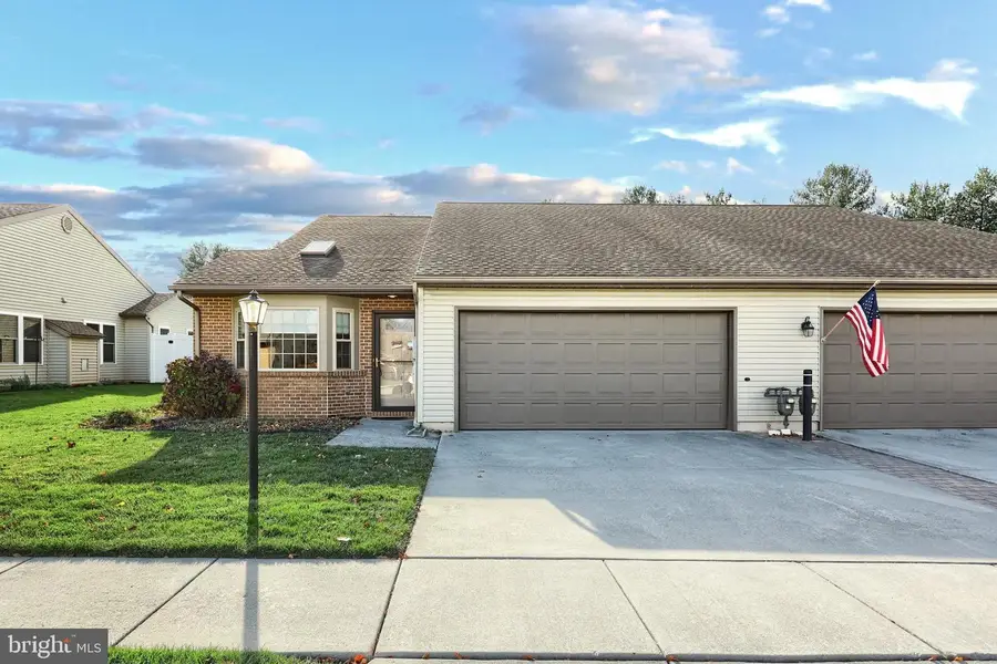 1110 Roosevelt Ct, Hanover, PA 17331 - Image #2