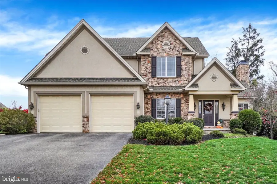 643 Crosslyn Dr, York, PA 17404 - Image #2