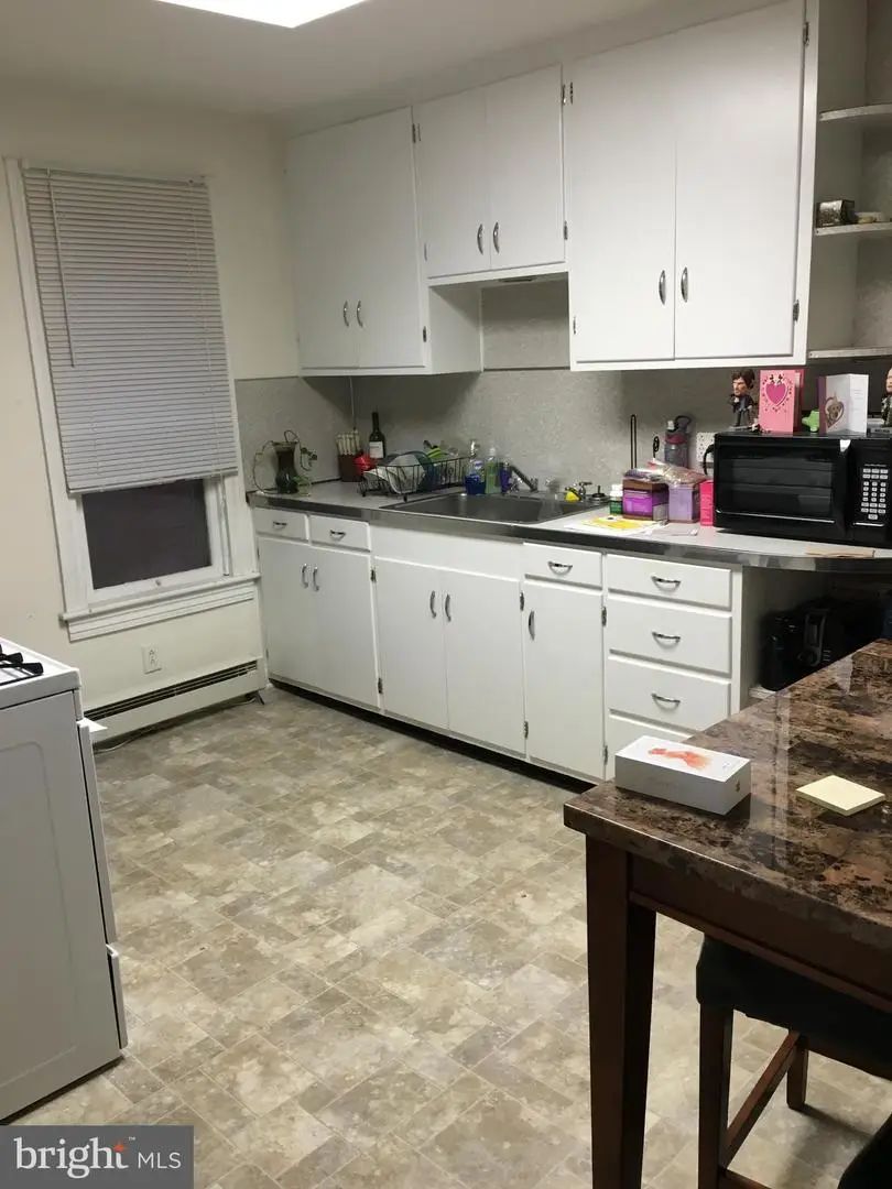 213 Locust St, Hanover, PA 17331 - Image #2