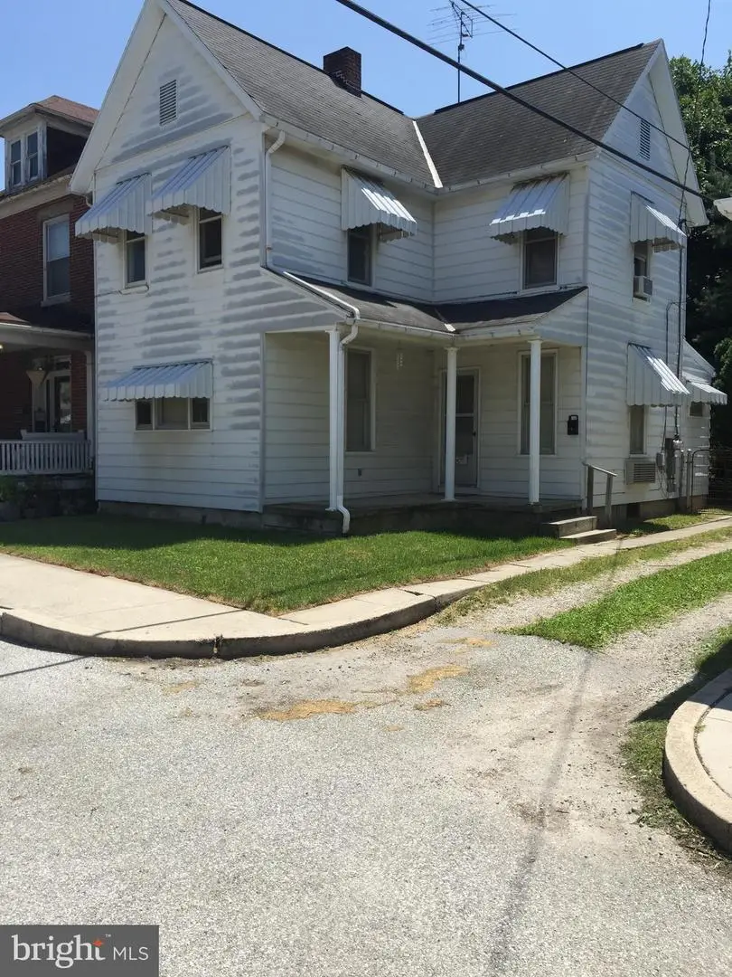 213 Locust St, Hanover, PA 17331 - Image #3