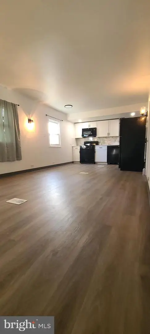 426 Clover Dr, York, PA 17406 - Image #2