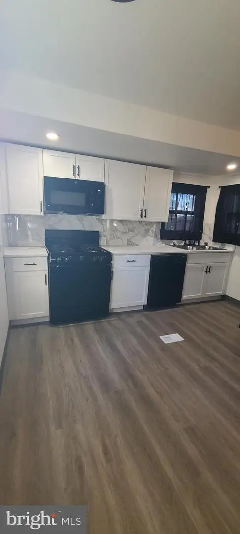 426 Clover Dr, York, PA 17406 - Image #3